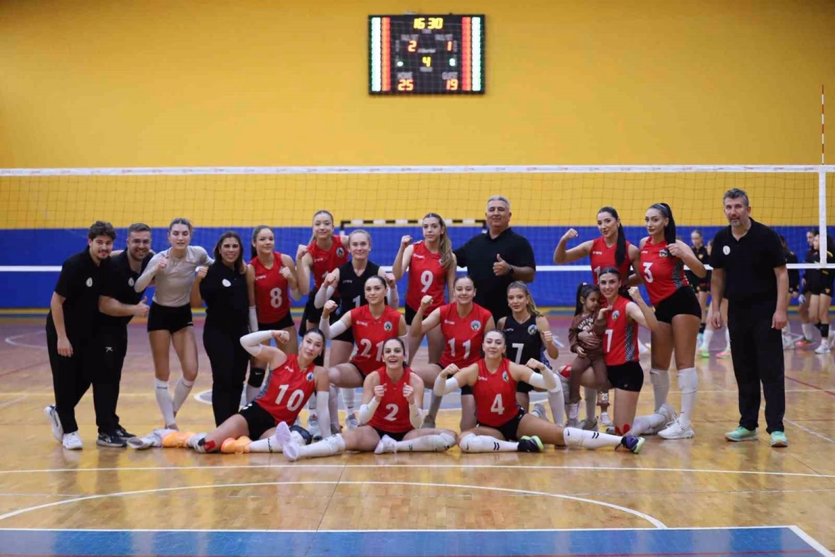 Turgutlu Voleybolda Kazandı Basketbolda Kaybetti