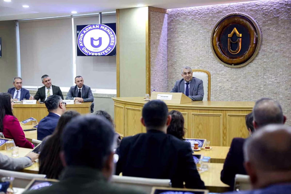 ADÜ'de meslek yüksekokullarının akreditasyon süreçleri görüşüldü
