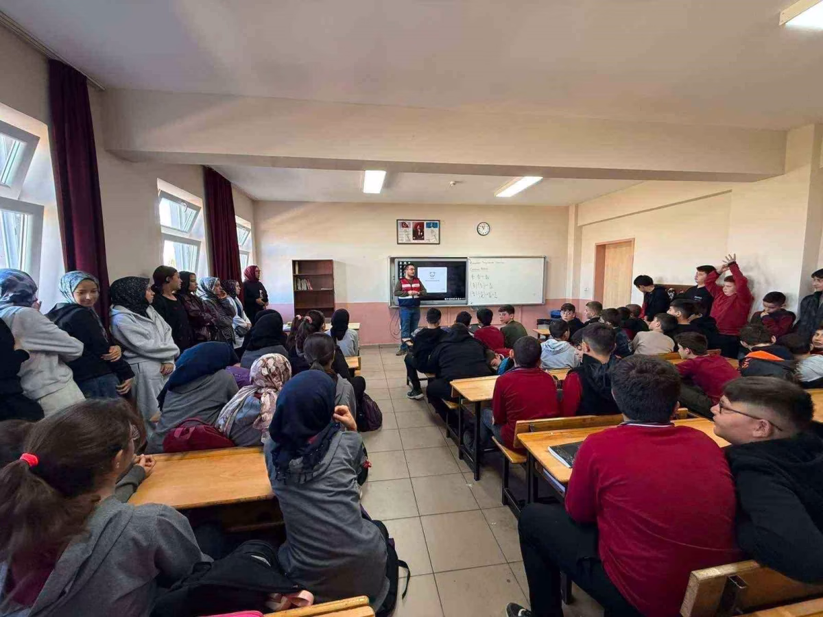 Afyonkarahisar’da öğrencilere kapsamlı siber güvenlik eğitimi