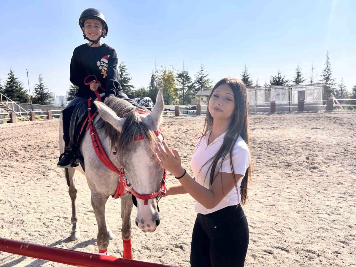 At çiftliği çocukların teknoloji bağımlılığını bitiriyor
