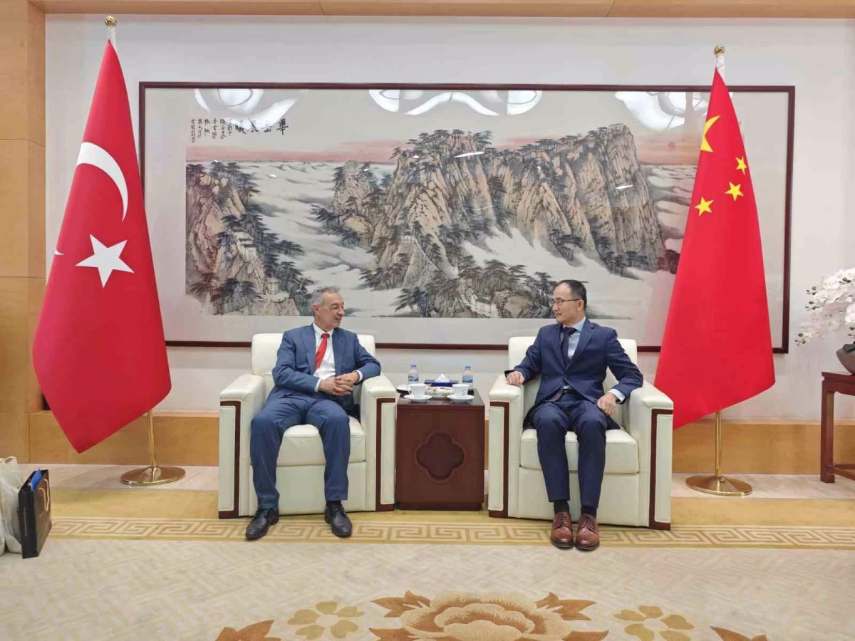 Eskil Belediye Başkanı'ndan Çin Büyükelçisi'ne Ziyaret