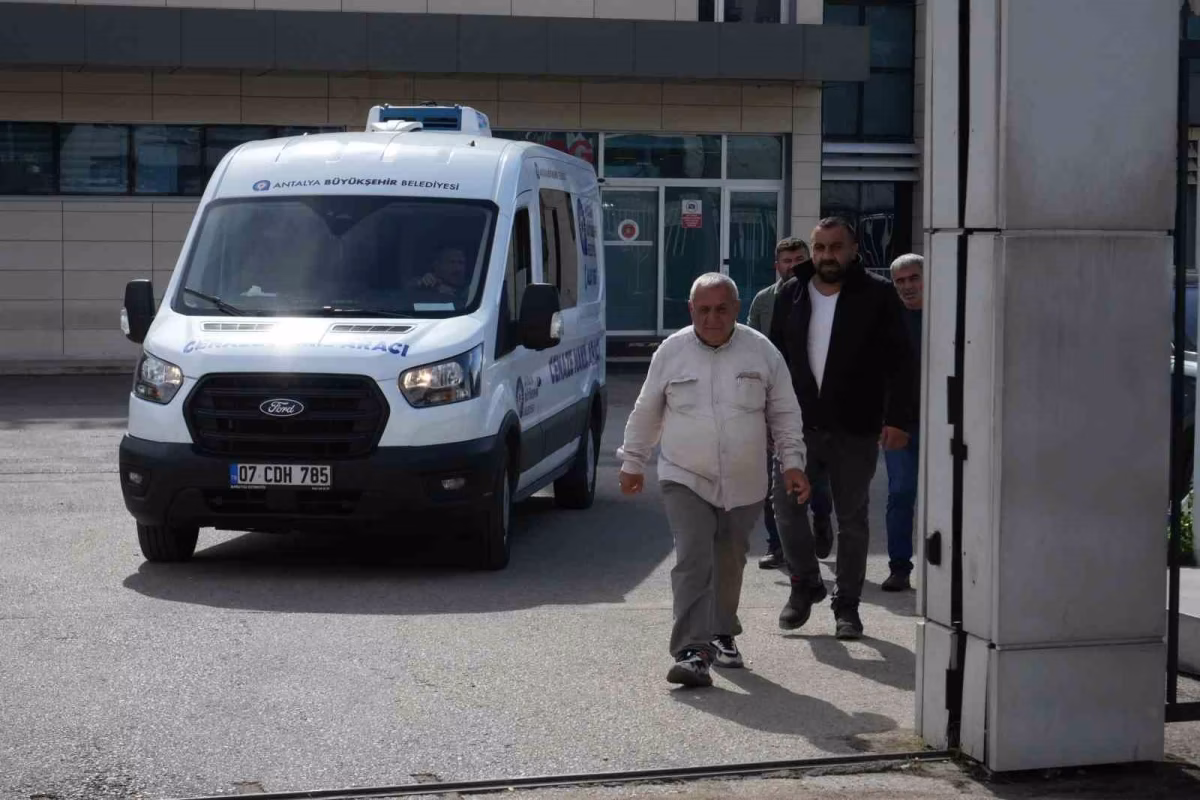 Hortum faciasında hayatını kaybedenler defnedildi