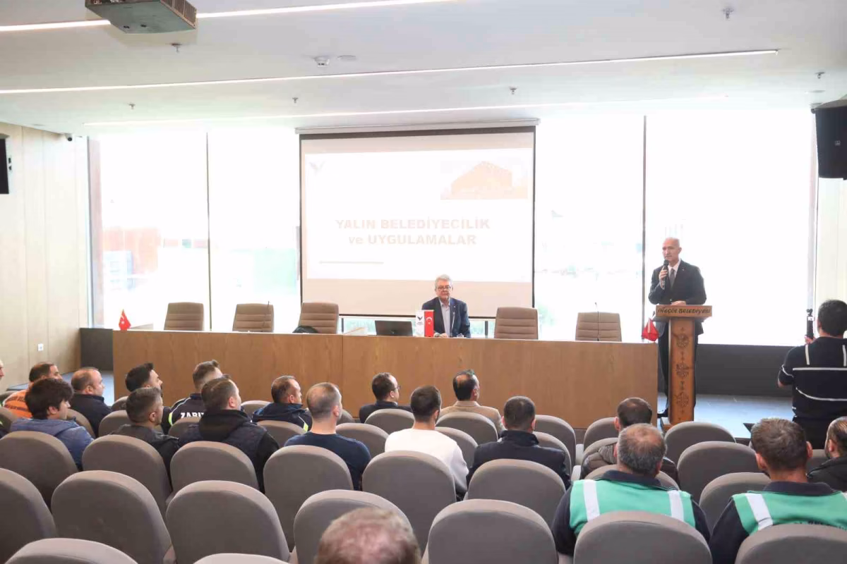 İnegöl Belediyesi’nden personele yalın eğitim