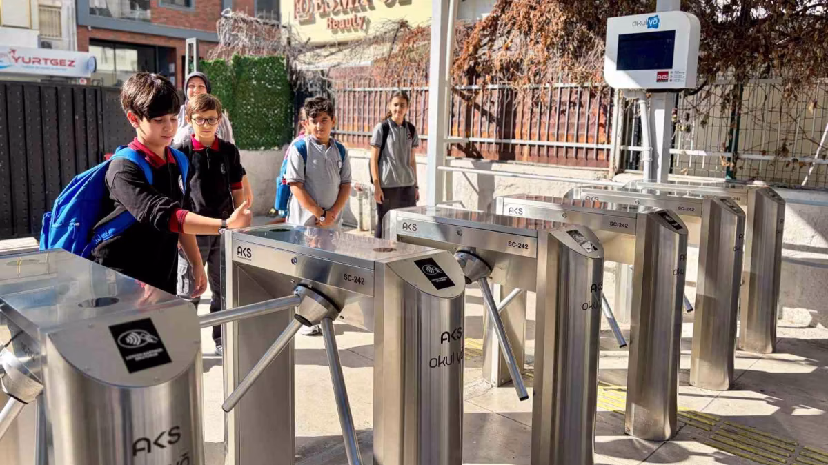 İzmir'de Okullarda Kameralı Turnike Dönemi