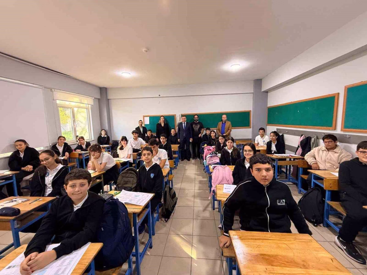 Kaymakam Uzan Okul Ziyareti Gerçekleştirdi