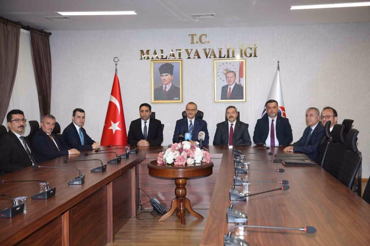 Malatya'da dijital projeler için imzalar atıldı