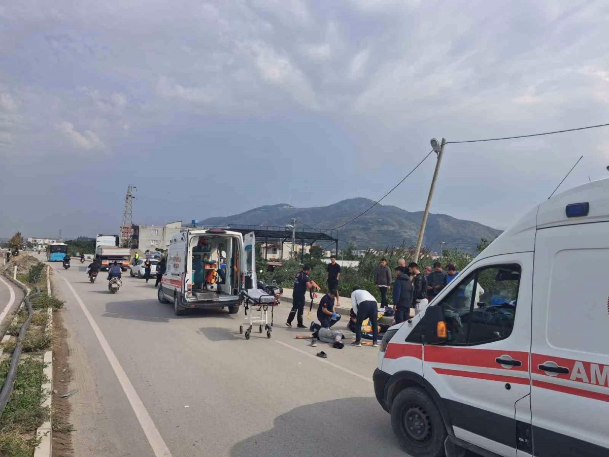Motosiklet Tıra Çarpı: 1 Ölü, 2 Yaralı