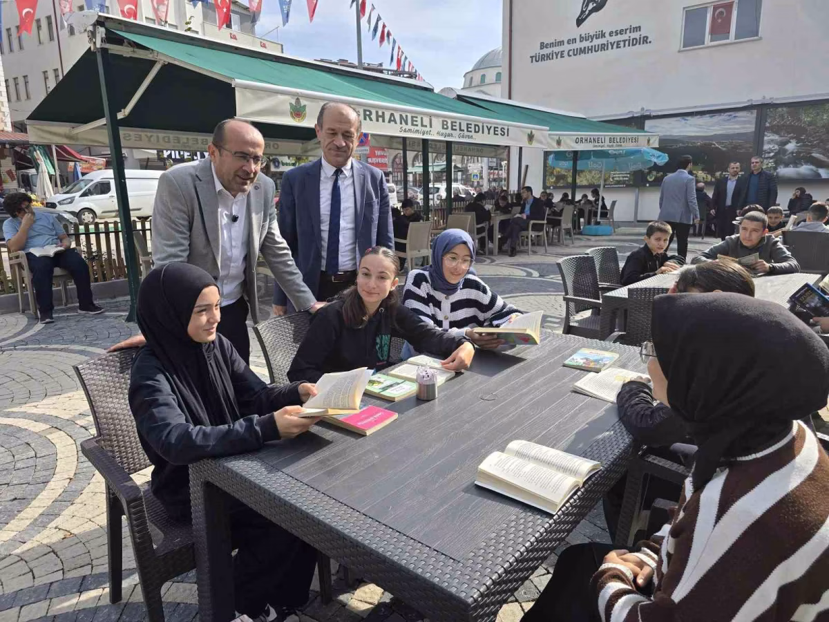 Orhaneli'nde Kitap Okuma Seferberliği Başlatıldı