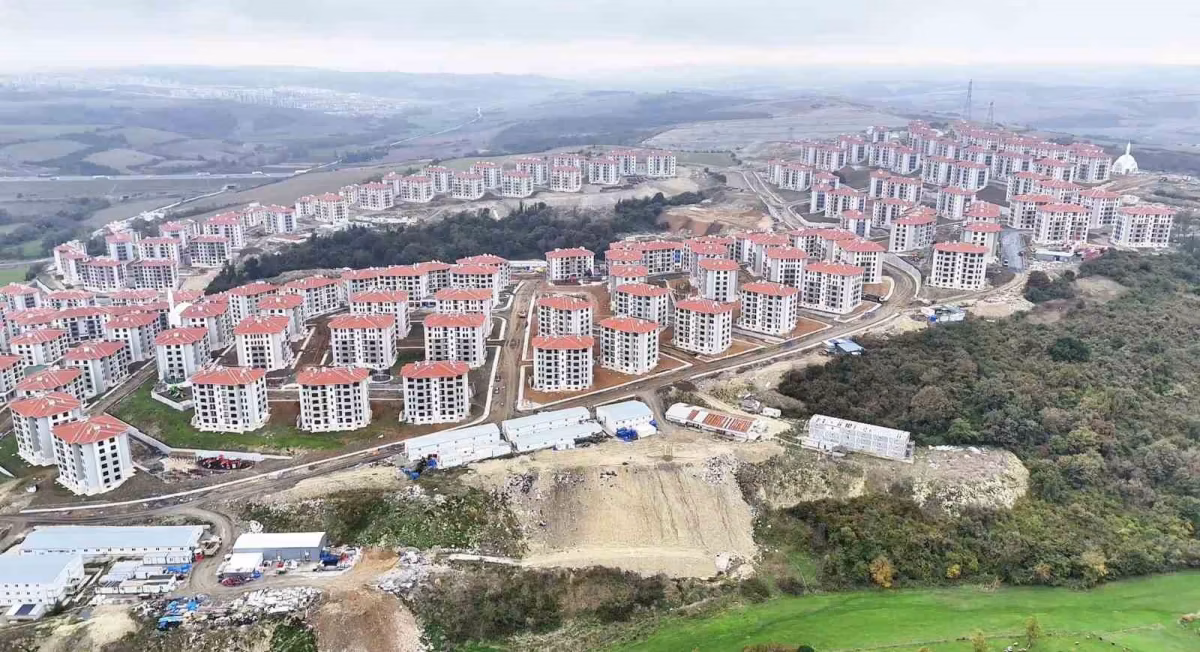 Arnavutköy TOKİ Konutları İSKİ Engeline Takıldı