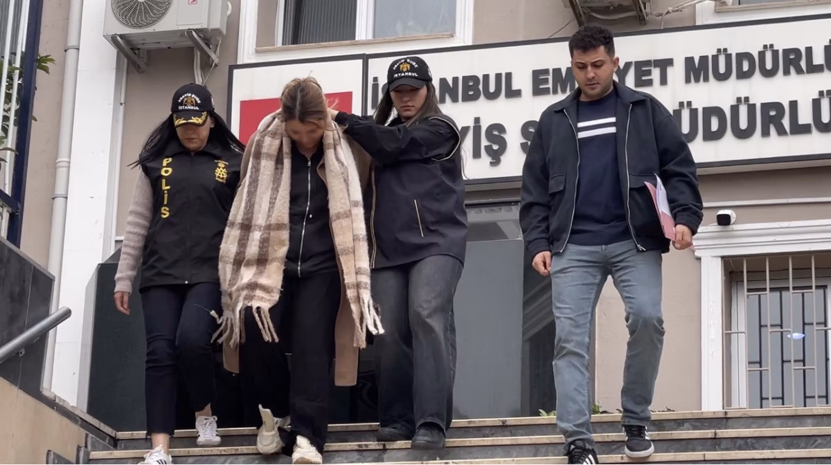 Ataşehir'de Firari Hükümlü Çatıda Yakalandı