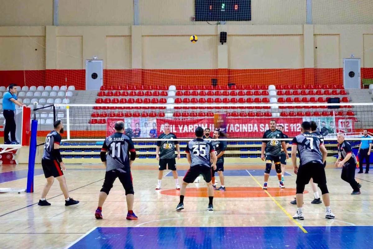 Bilecik'te Kamu Voleybol Şampiyonları Belli Oldu