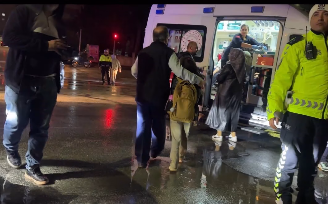 Burdur'da Öğrenci Servisi Kazası: 12 Yaralı