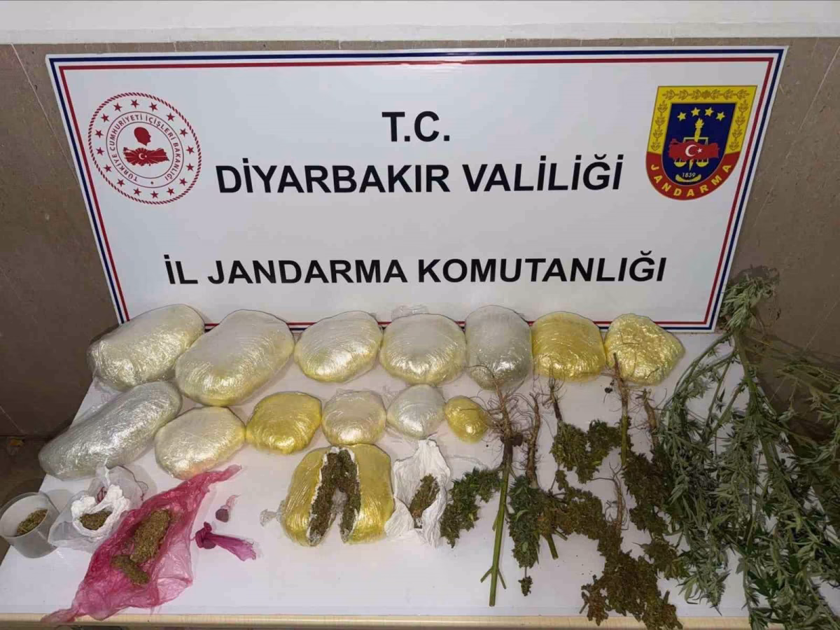 Diyarbakır'da tonlarca uyuşturucu operasyonu