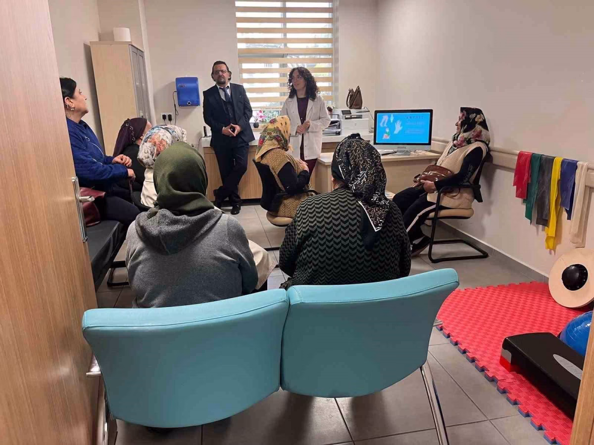 Erzincan'da Dünya Artrit Günü Eğitimi