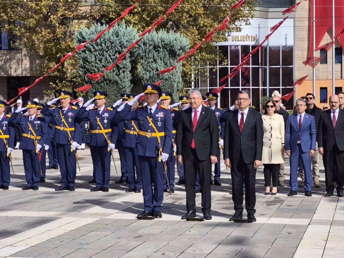 Eskişehir'de Cumhuriyet Bayramı Töreni