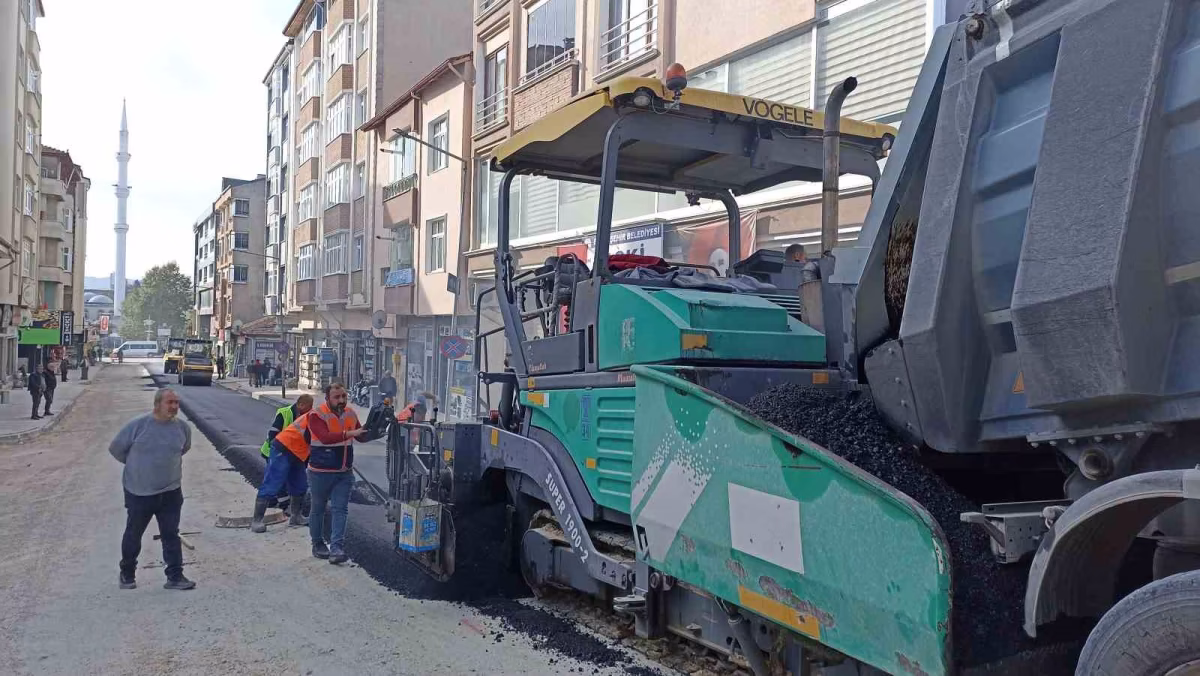 Havza’da Sıcak Asfalt Çalışmaları Başladı