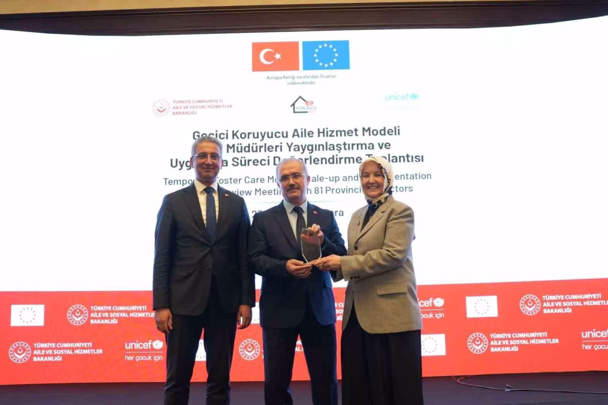 Koruyucu Aile Hizmet Modeline Başarı Ödülü