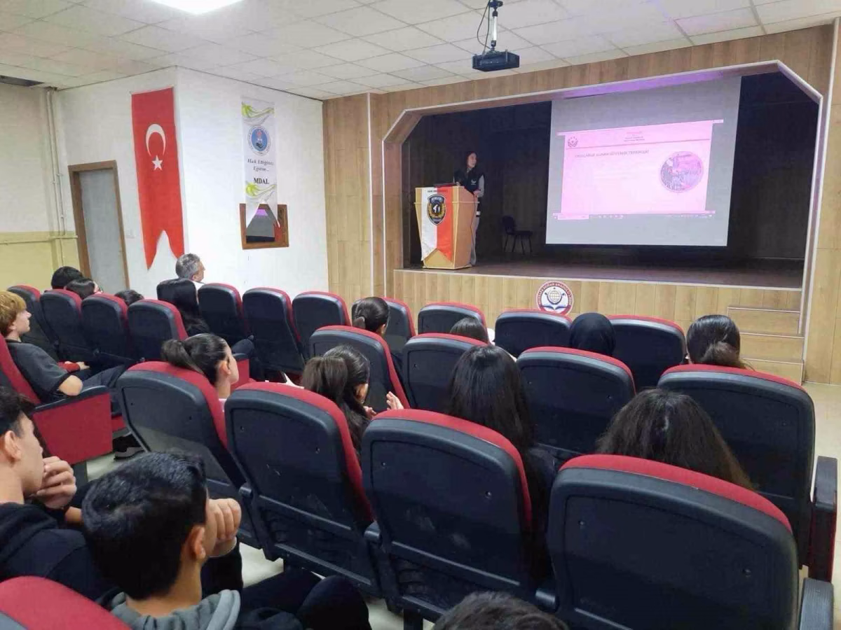 Öğrenci ve Öğretmenlere Kapsamlı Güvenlik Eğitimi
