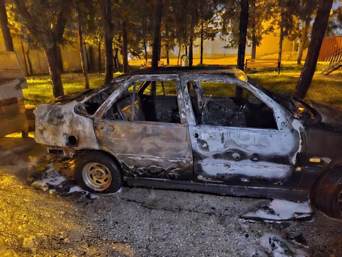 Park Halindeki Otomobil Alevlere Teslim Oldu