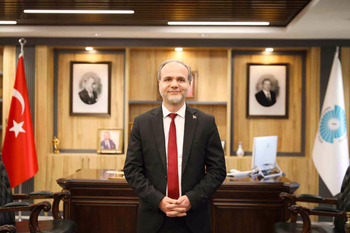 Rektör Uslu'dan 29 Ekim Mesajı