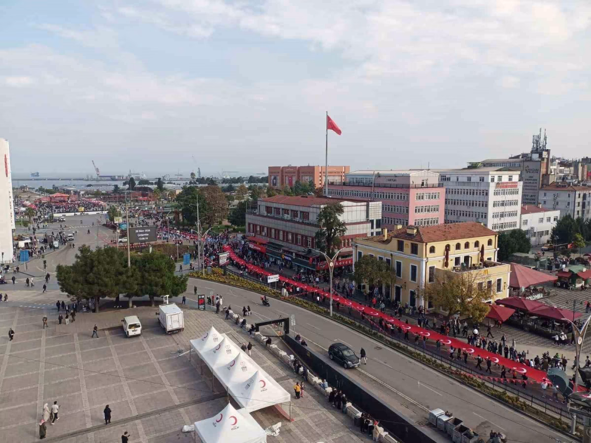 Samsun'da 1919 Metrelik Cumhuriyet Yürüyüşü