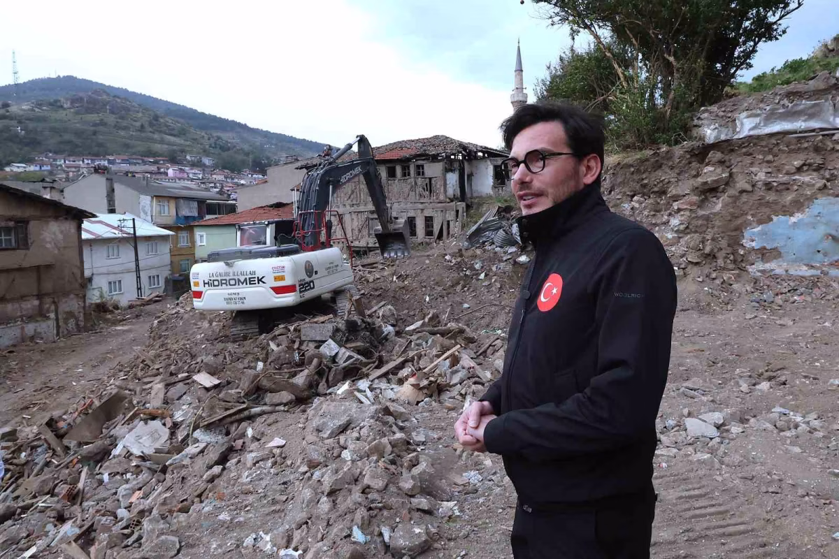 Tokat’ta kentsel dönüşümde 21 konut yıkıldı