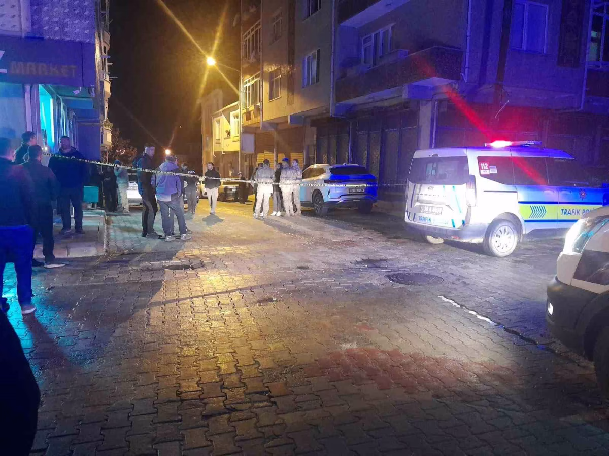 Vize'de kanlı olay: Eşini öldürüp intihara kalkıştı