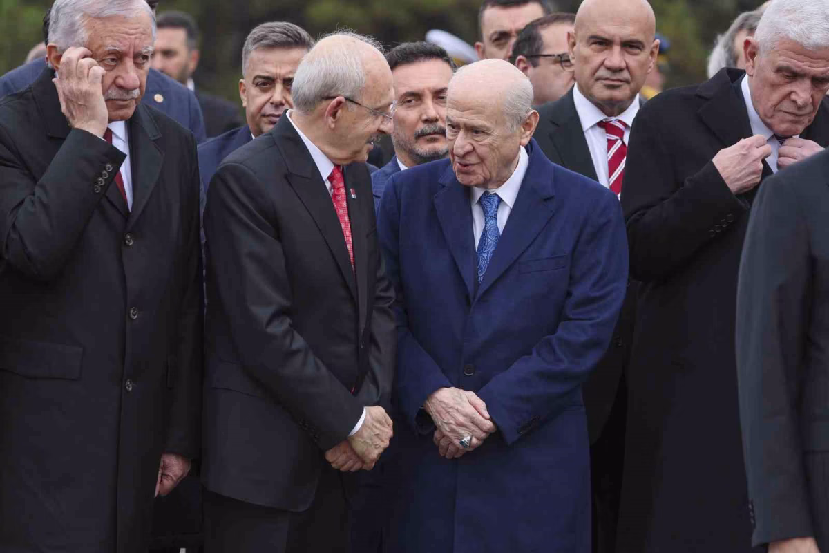 Anıtkabir'de Bahçeli ve Kılıçdaroğlu Sohbeti