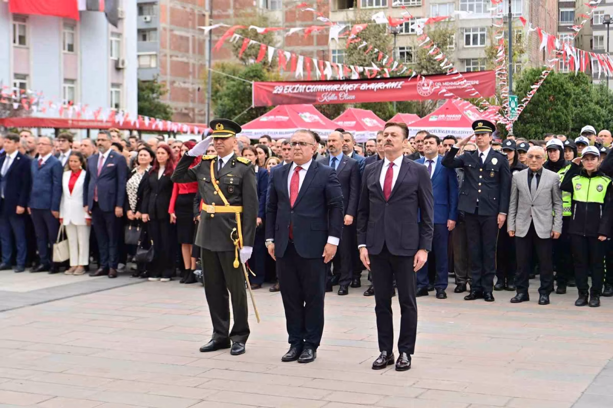 Bahçelievler'de 29 Ekim Cumhuriyet Coşkusu