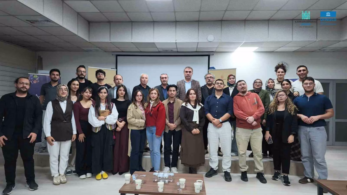 Kahramanmaraş Genç Yazarlar Sertifikalarını Aldı