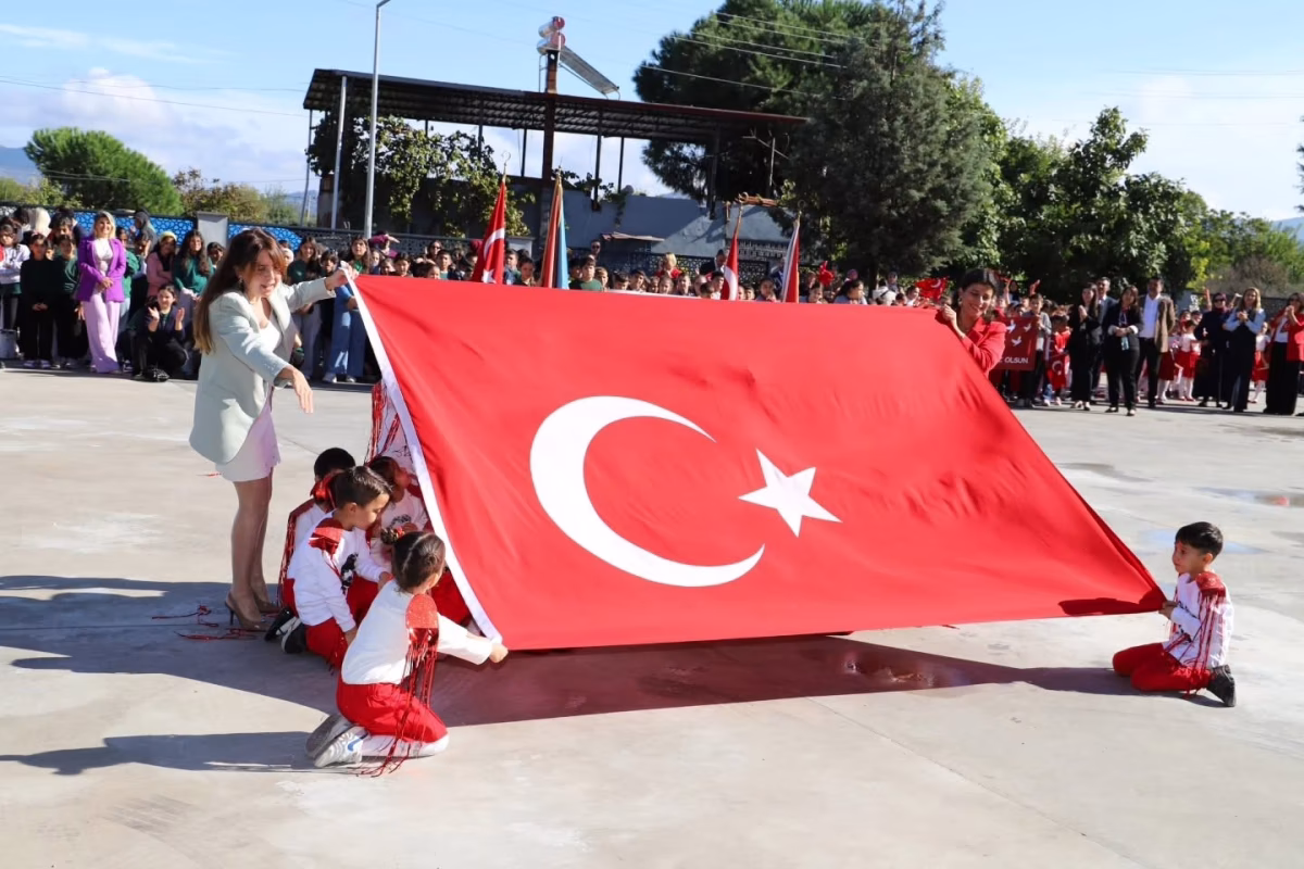 Karpuzlu'da 29 Ekim Coşkusu Yaşandı