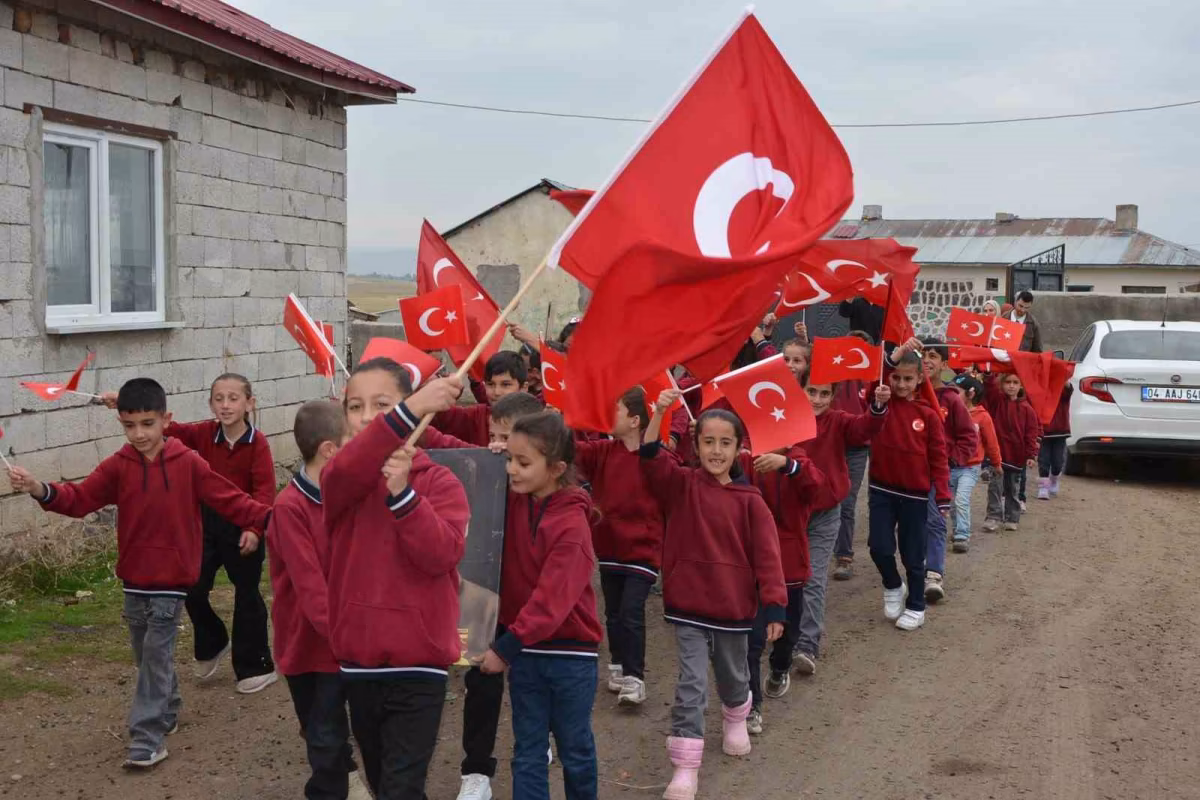 Miniklerden Cumhuriyet'in 103. Yılı Kutlaması