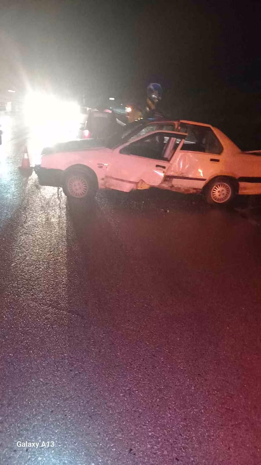 Sivas'ta Devrilen Otomobilin Sürücüsü Hayatını Kaybetti