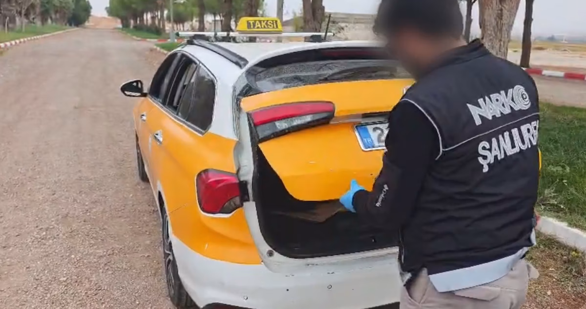 Ticari takside tonlarca skunk ele geçirildi