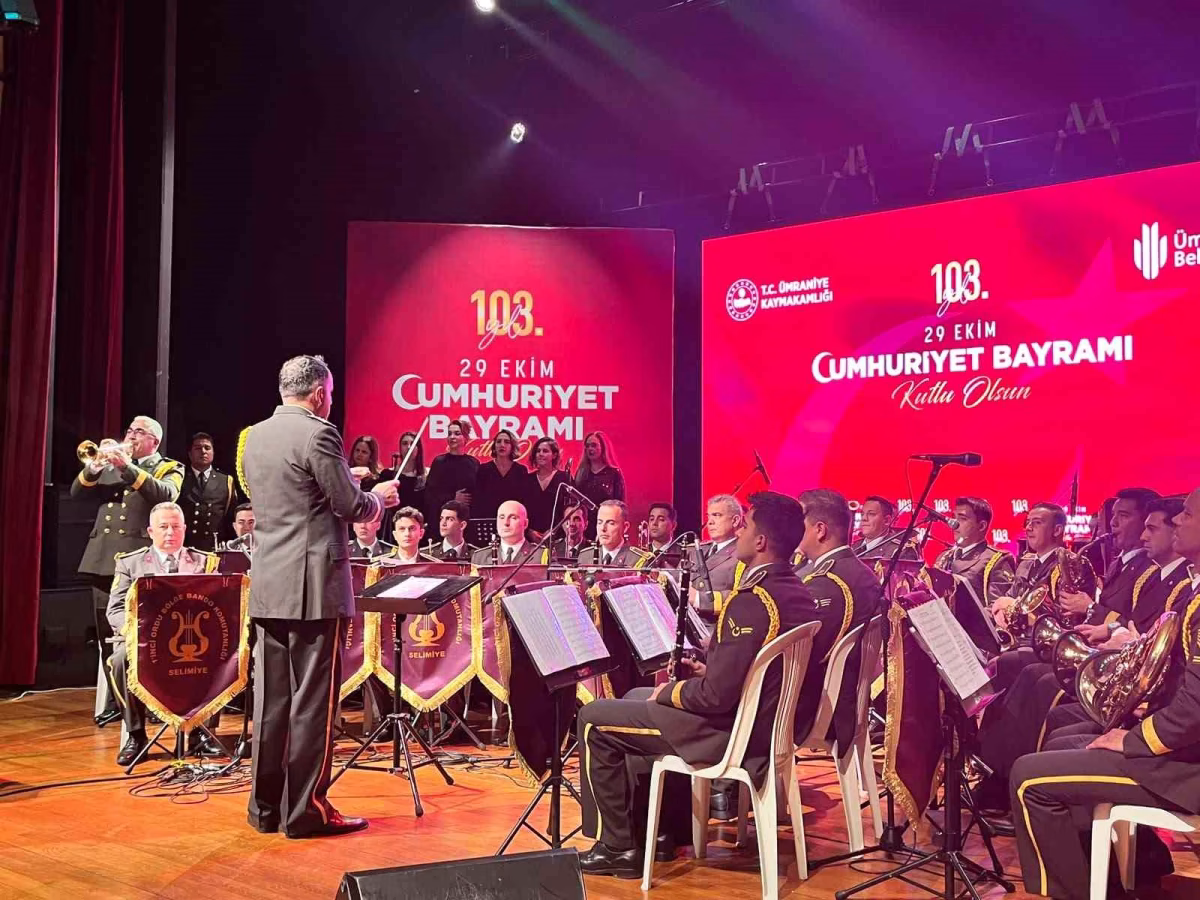 Ümraniye'de 29 Ekim Cumhuriyet Bayramı Coşkusu