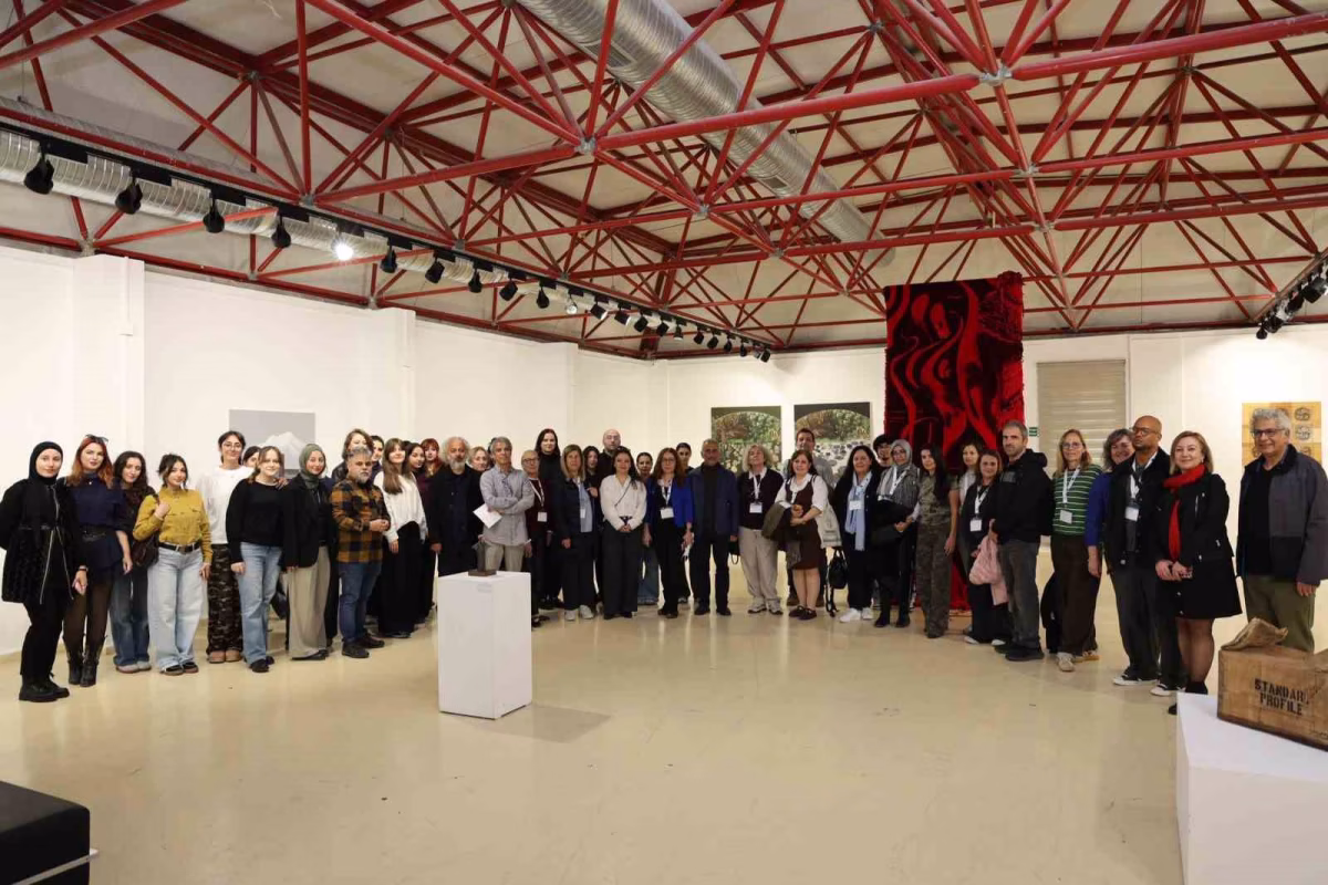 Üniversitede 'Değişen Manzara' Sergisi Açıldı