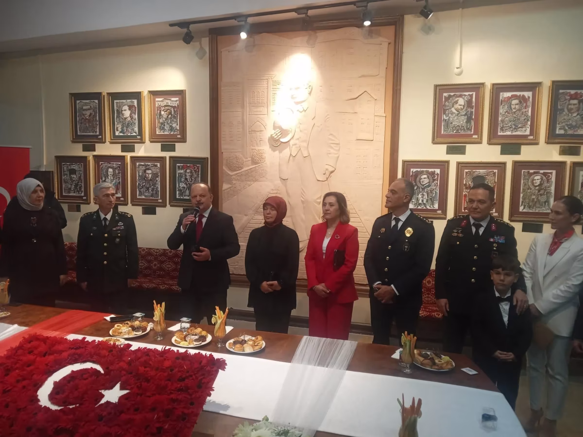 Vali Dallı'dan Cumhuriyet Bayramı'nda Birlik Mesajı