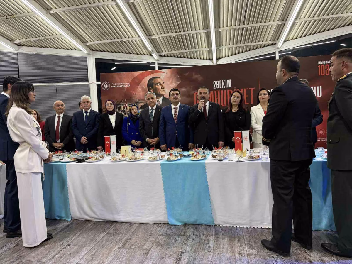 Zonguldak’ta 29 Ekim Cumhuriyet Bayramı Kutlandı