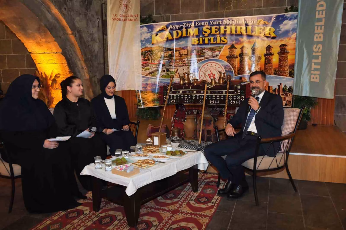 Bitlis'te Gençlik Buluşması Düzenlendi