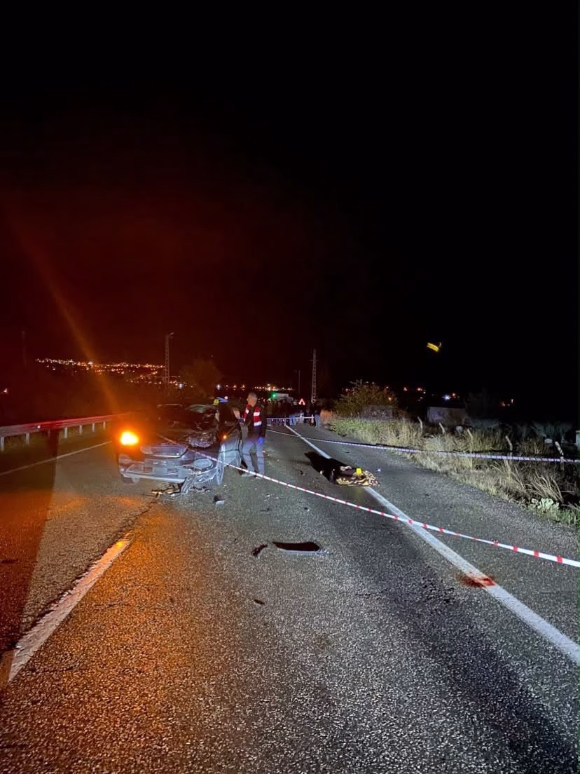 Elazığ'da Otomobil Çarpan Yaya Kurtarılamadı