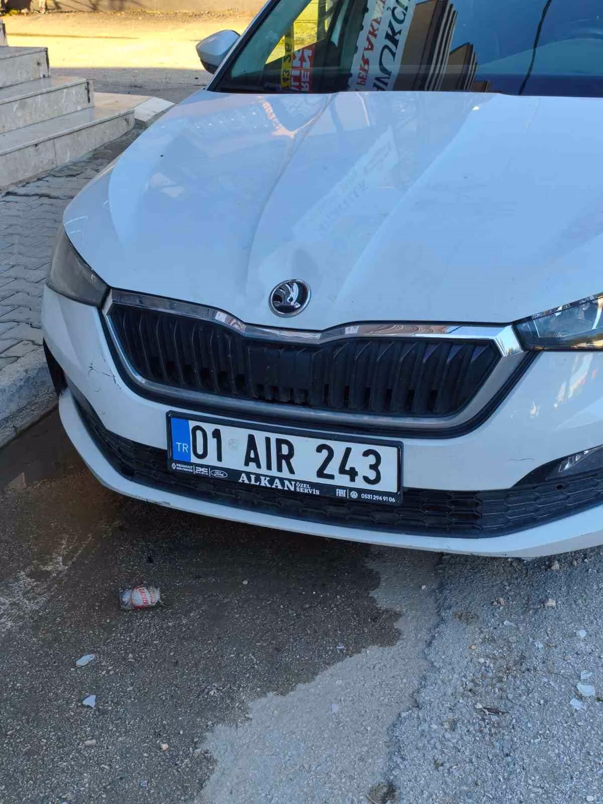 Öğretmenin Otomobiline Molotoflu Saldırı