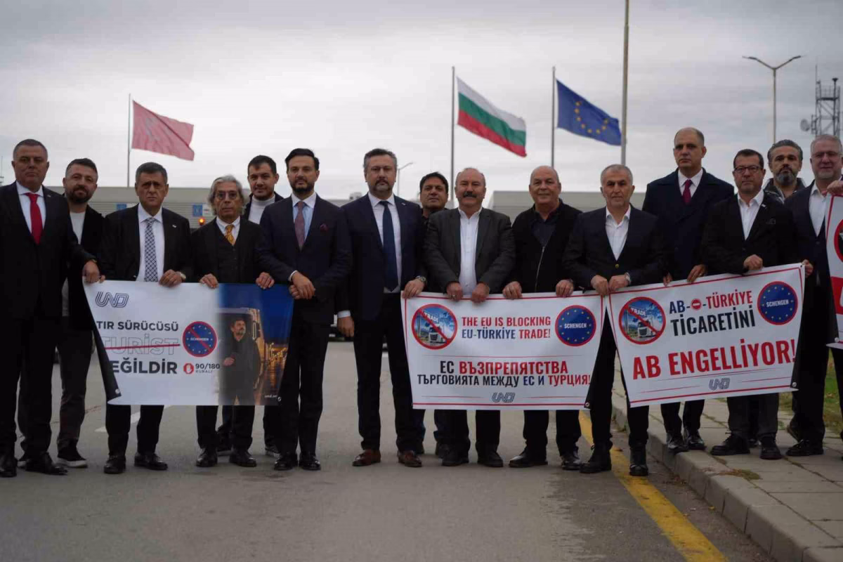 UND'den Avrupa'ya Vize Çağrısı Yapıldı