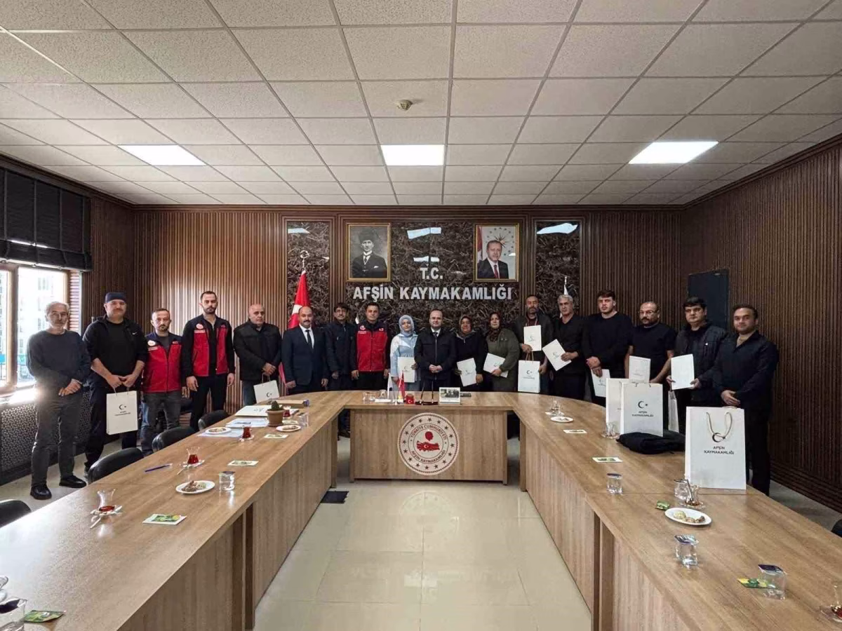 Afşinli çiftçilere modern sulama eğitimi verildi