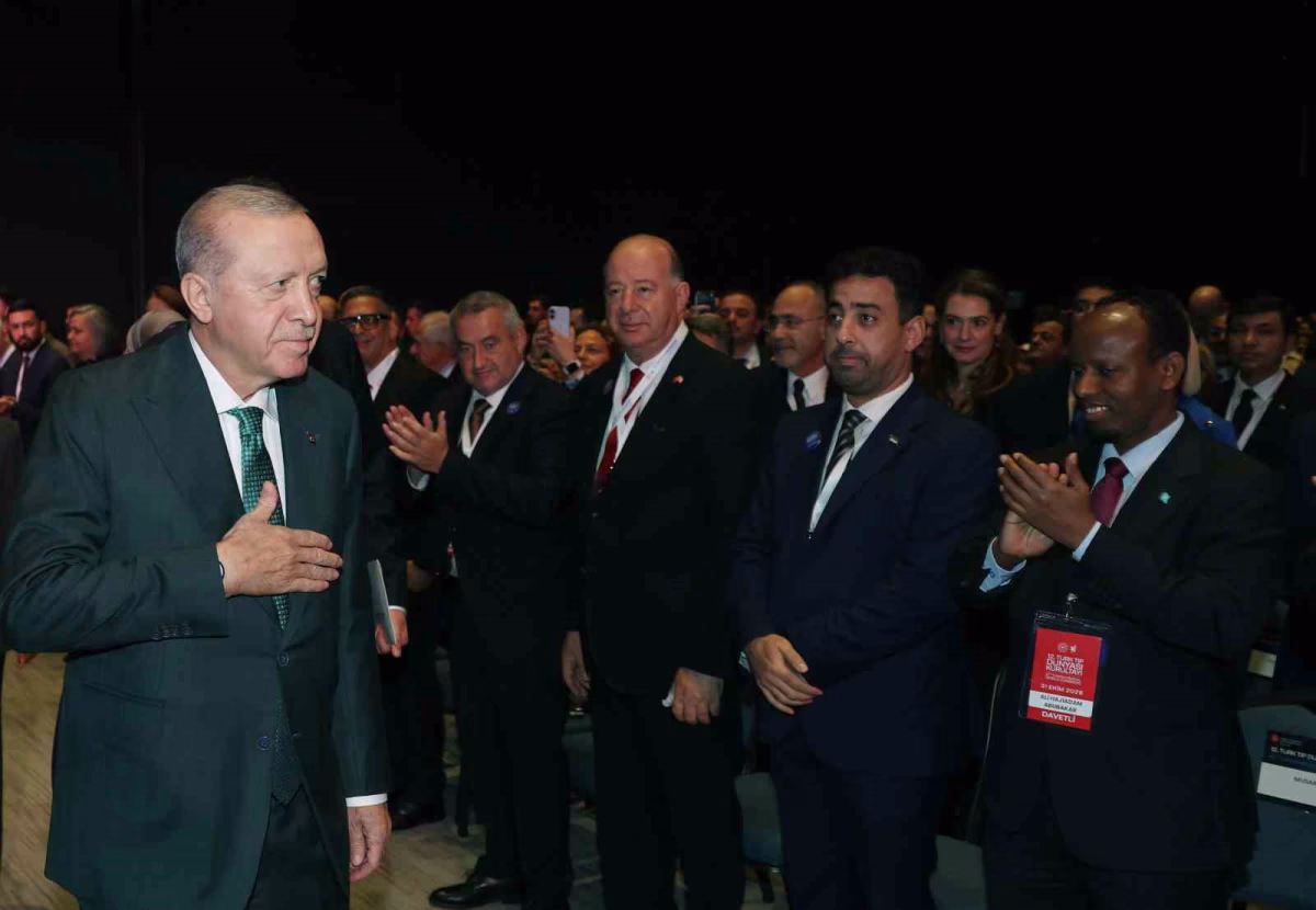 Erdoğan: Sağlıkta zirveye oynamayı sürdüreceğiz