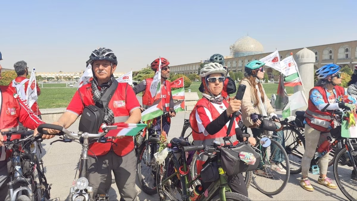 İranlı Çocuklar İçin 3 Bin Kilometre Pedal