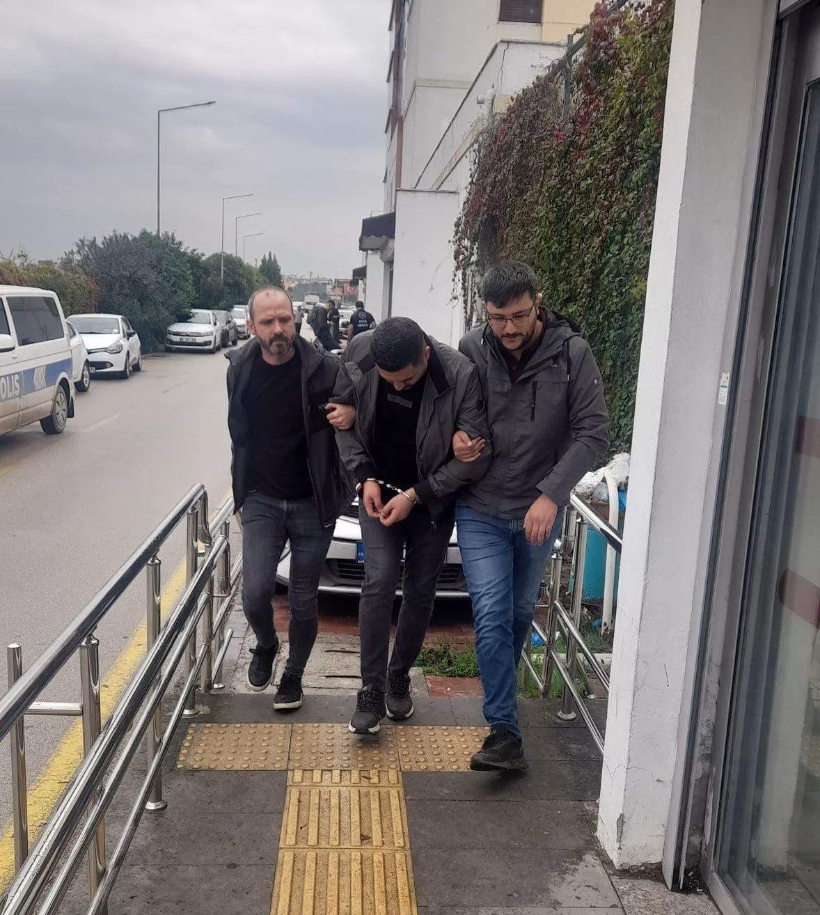 MİT ve polisten ortak firari operasyonu - Görsel 1