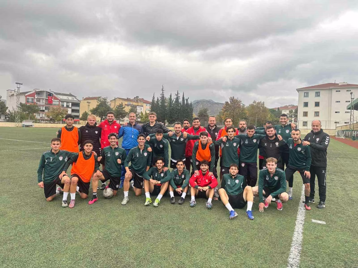 Osmanelispor Akyazıspor maçı hazırlıklarını tamamladı